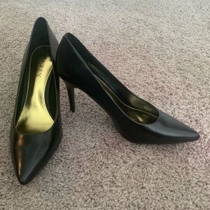 Lauren Ralph Lauren Black Pointed Toe Heels